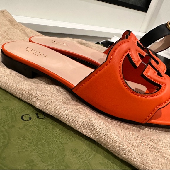 New w Box Gucci Orange Interlocking G Leather Slide Sandals - Picture 5 of 6